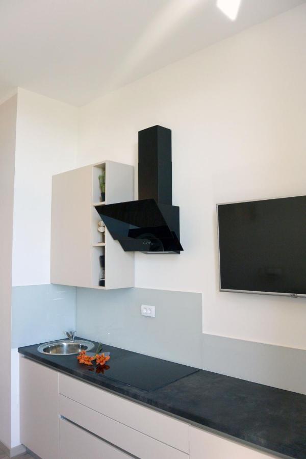 Center Vibes Lux Apartman Fiume Kültér fotó